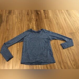 lululemon athletica long sleeve striped blue top